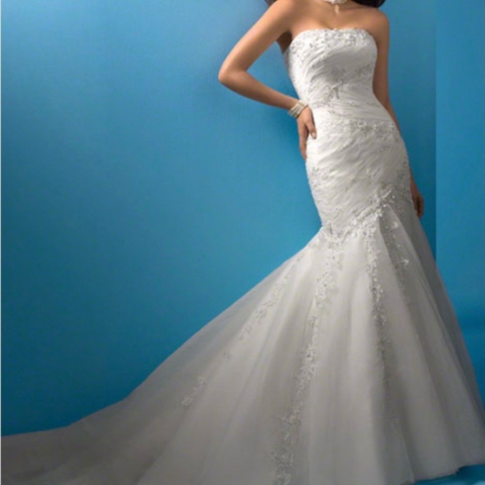 Alfred Angelo Strapless White Wedding Dress